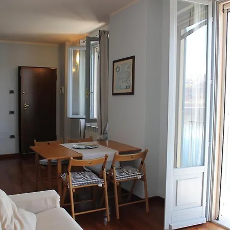Lakefront With Spectacular Views Lejlighed Ameno