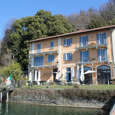 Lakefront With Spectacular Views * Ameno